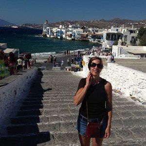 Meet your Posher, Laura